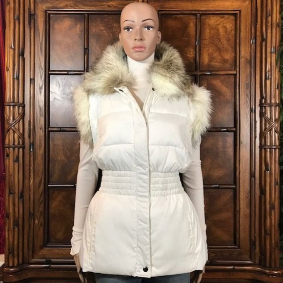 NWOT Moda International Sugar Removable Faux Fur Puffer Vest - Picture 2 of 16